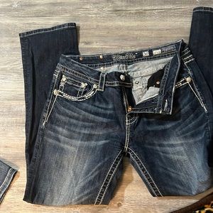 Mid rise easy cropped Miss Me jeans size 30